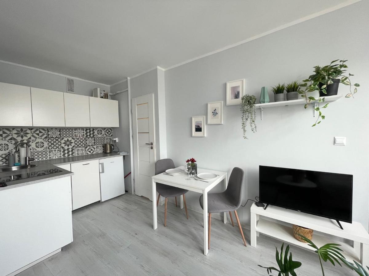 Zielinskiego Apartment ~ Self Check-In 24 ~ Parking & Lift Wrocław Eksteriør bilde